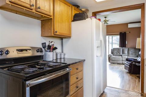 399 E Perkins St, Merrill, MI 48637 photo 6