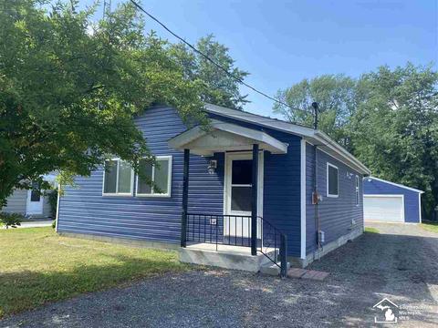 654 King St, Temperance, MI 48182 photo 1