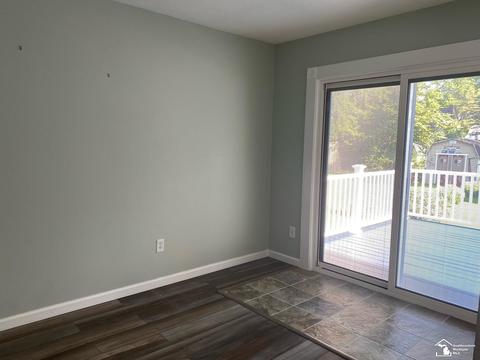 654 King St, Temperance, MI 48182 photo 10