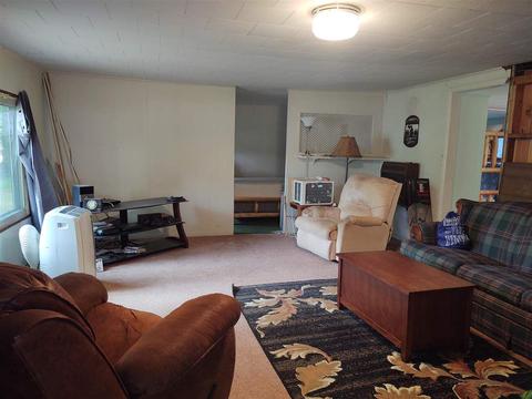 872 Pine, Harrison, MI 48625 photo 6