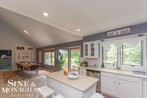 619 Turnberry, Saint Clair, MI 48079 photo 13