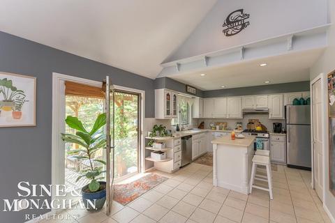 619 Turnberry, Saint Clair, MI 48079 photo 7