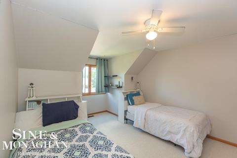 619 Turnberry, Saint Clair, MI 48079 photo 46