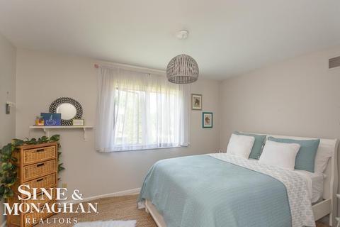 619 Turnberry, Saint Clair, MI 48079 photo 43