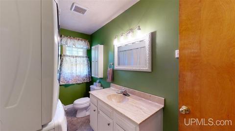 2244 Co Rd 496, Ishpeming, MI 49849 photo 17