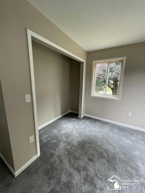 115 E Grv, Parma, MI 49269 photo 23