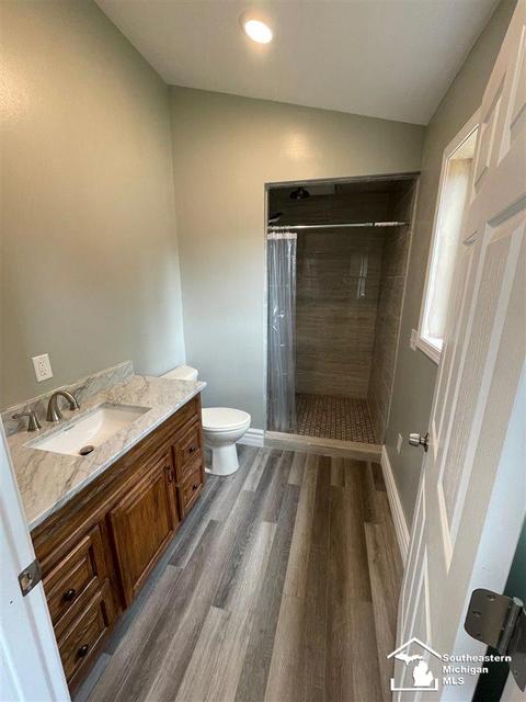 115 E Grv, Parma, MI 49269 photo 35