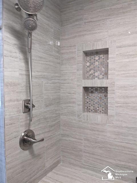 115 E Grv, Parma, MI 49269 photo 36