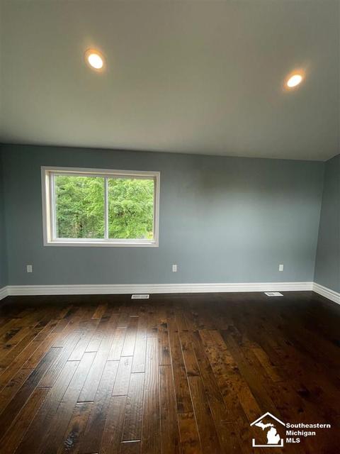 115 E Grv, Parma, MI 49269 photo 31