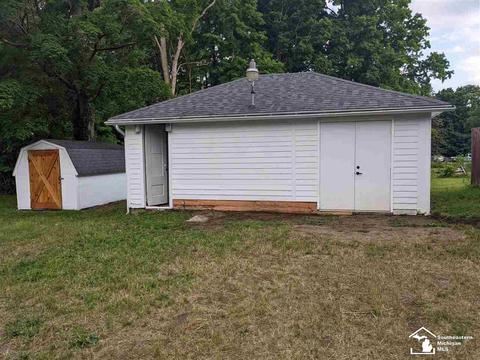 115 E Grv, Parma, MI 49269 photo 57