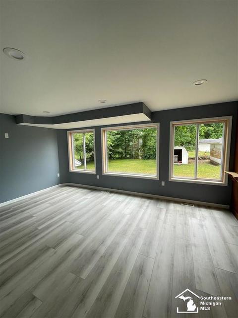 115 E Grv, Parma, MI 49269 photo 15