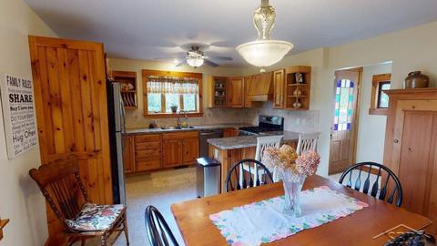 12143 Bell, Burt, MI 48417 photo 18