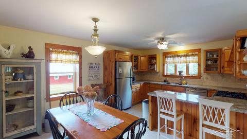 12143 Bell, Burt, MI 48417 photo 19