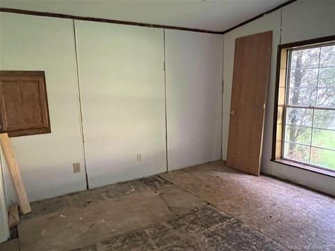 2274 Loree Rd, Applegate, MI 48401 photo 14