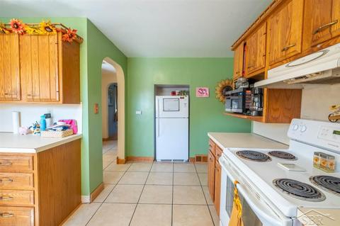 1165 E Verne, Burt, MI 48417 photo 31