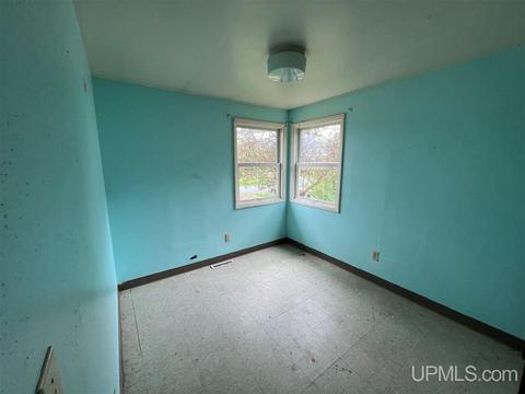 436 Tobin, Crystal Falls, MI 49920 photo 8