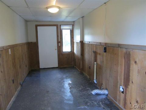 1801 E Carleton, Adrian, MI 49221 photo 10
