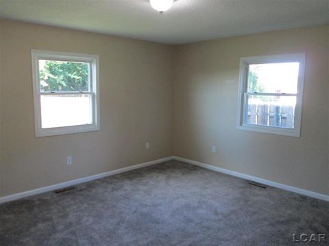 1801 E Carleton, Adrian, MI 49221 photo 5