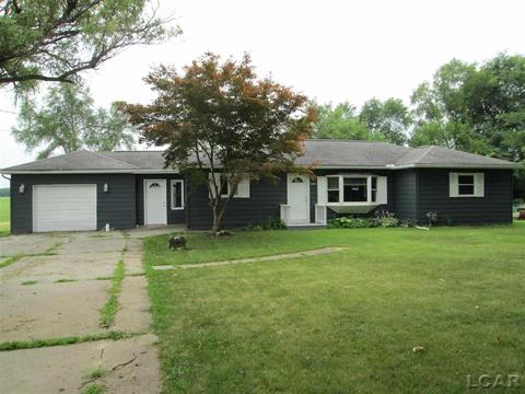1801 E Carleton, Adrian, MI 49221 photo 1