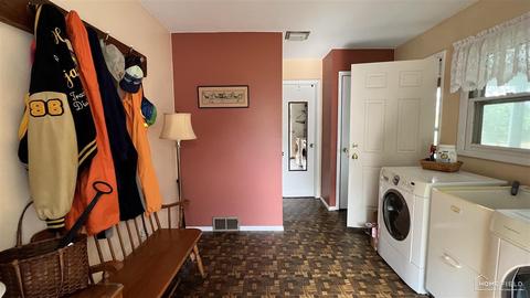 1650 S Smith, Owosso, MI 48867 photo 31