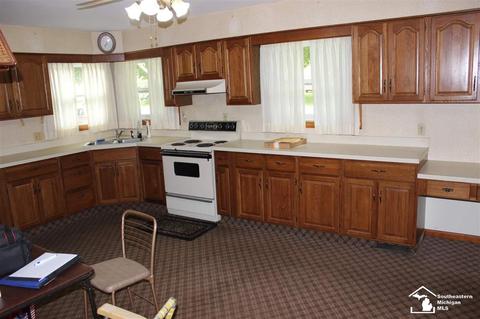 165 Ruff Dr, Monroe, MI 48162 photo 19