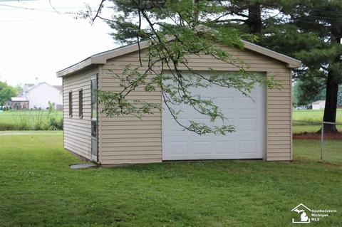 165 Ruff Dr, Monroe, MI 48162 photo 6