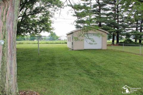 165 Ruff Dr, Monroe, MI 48162 photo 7