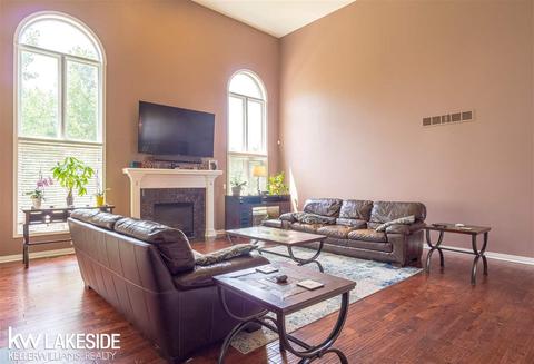 19332 Hudson River Dr, Macomb, MI 48044 photo 20