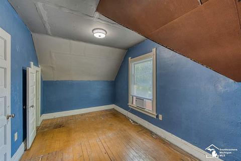633 Laplaisance, Monroe, MI 48161 photo 18