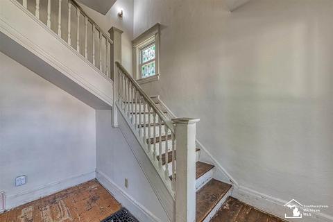 633 Laplaisance, Monroe, MI 48161 photo 13
