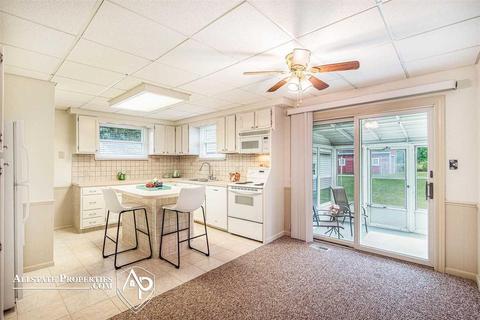 7093 Lapeer Rd, Davison, MI 48423 photo 6