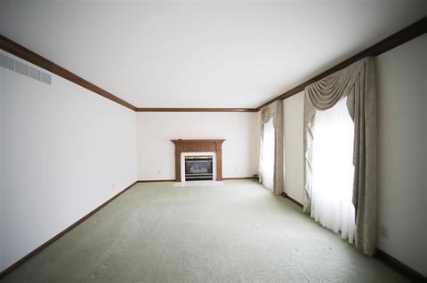 6462 Flagstone Ct, Flushing, MI 48433 photo 5
