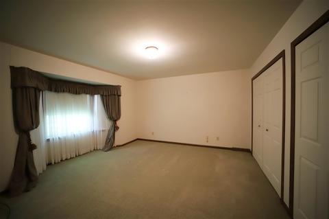 6462 Flagstone Ct, Flushing, MI 48433 photo 17