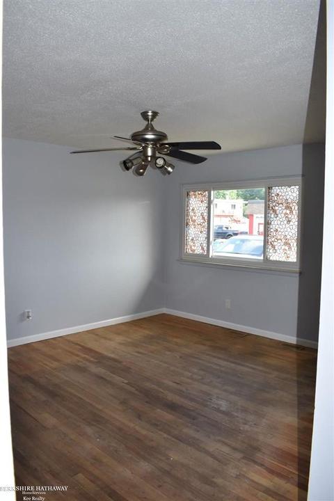 18227 E 13 Mile Rd, Fraser, MI 48026 photo 13