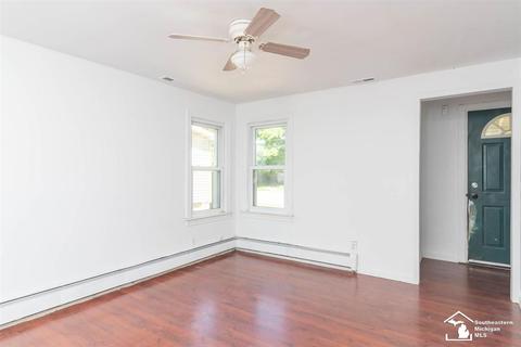 28351 Seneca, Flat Rock, MI 48134 photo 2
