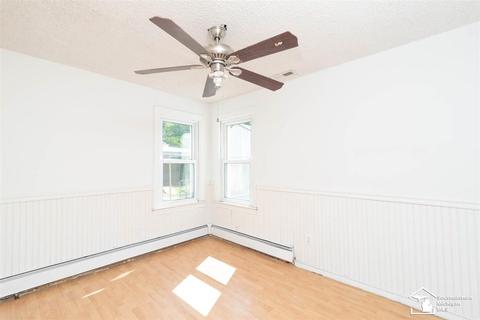 28351 Seneca, Flat Rock, MI 48134 photo 9
