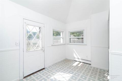 28351 Seneca, Flat Rock, MI 48134 photo 6
