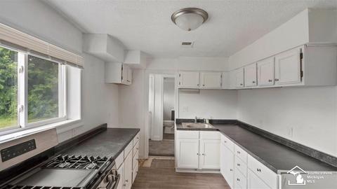 11238 Moore, Romulus, MI 48174 photo 5