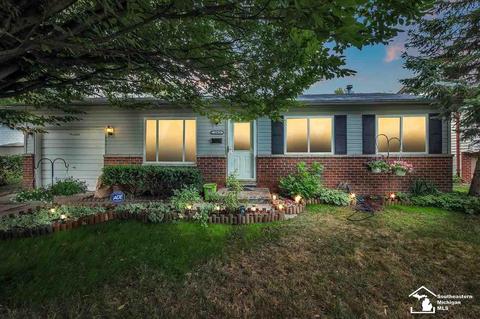 28429 Greenview St, Romulus, MI 48174 photo 1
