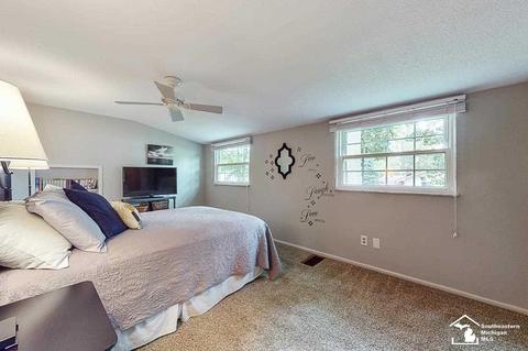 7556 Seneca Trl, Temperance, MI 48182 photo 16