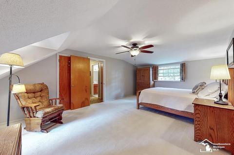 7556 Seneca Trl, Temperance, MI 48182 photo 22