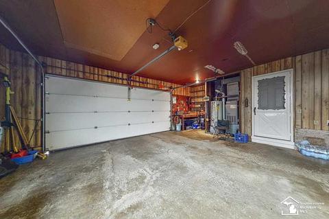 7556 Seneca Trl, Temperance, MI 48182 photo 24