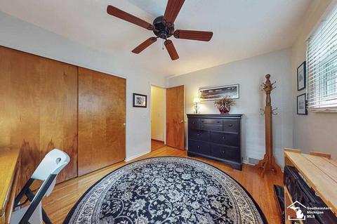 7556 Seneca Trl, Temperance, MI 48182 photo 12