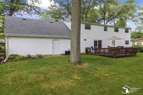 7556 Seneca Trl, Temperance, MI 48182 photo 27