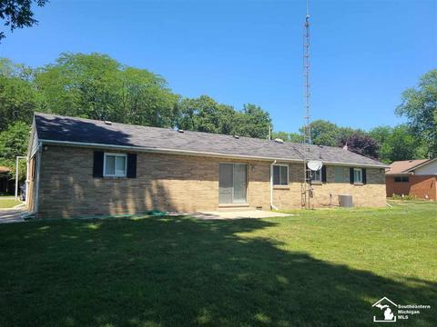 1215 Mapleway, Temperance, MI 48182 photo 3