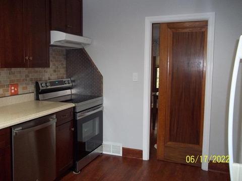 3068 Covert Rd, Flint, MI 48506 photo 12
