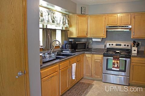 23 Lawer, Ishpeming, MI 49849 photo 12