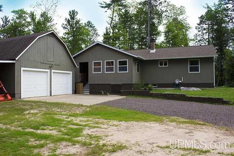 23 Lawer, Ishpeming, MI 49849 photo 2