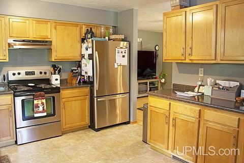 23 Lawer, Ishpeming, MI 49849 photo 11