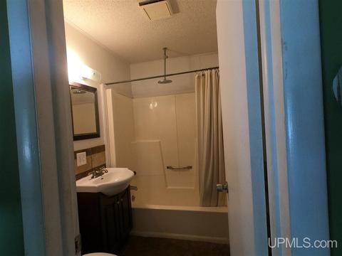 w4024 Us 2, Powers, MI 49874 photo 17